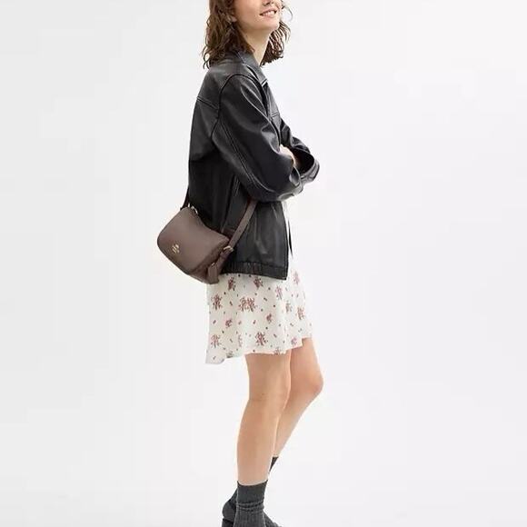 NWT Coach Kailey Shoulder Bag Leather Gold/dark stone cy707 - Picture 3 of 11